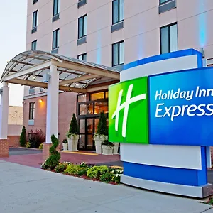 Holiday Express Brooklyn, An Ihg Hotel