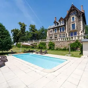 Manoir Des Reves Sauvages Bed and breakfast