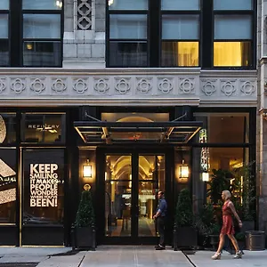Hotel Refinery -
